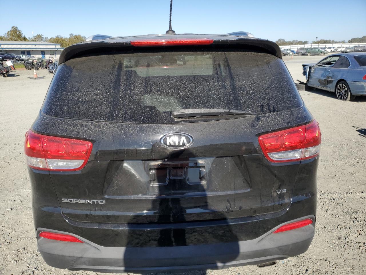 2017 Kia Sorento Lx VIN: 5XYPG4A56HG193823 Lot: 76839494