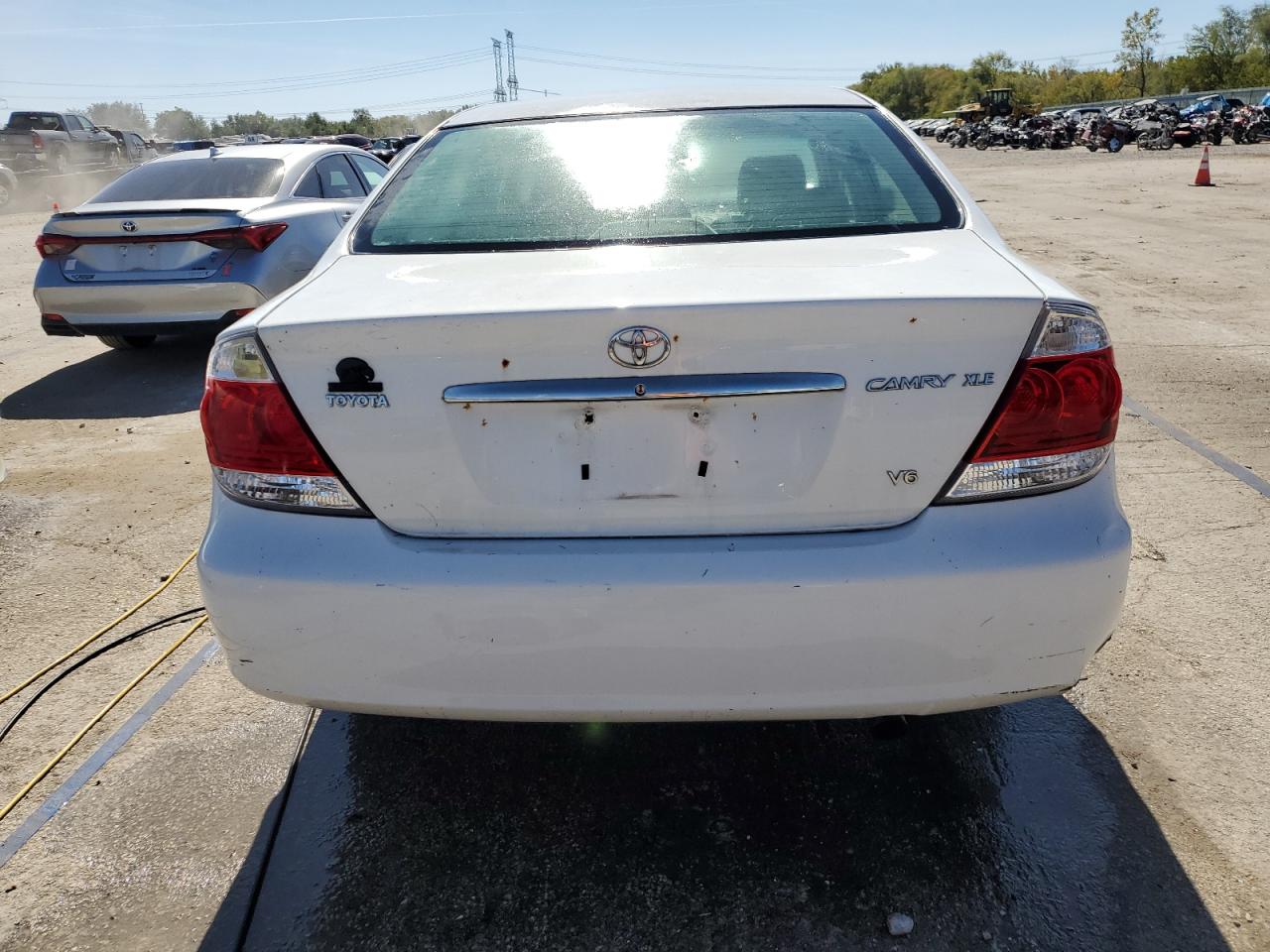 2005 Toyota Camry Le VIN: 4T1BF30K05U619946 Lot: 74345554