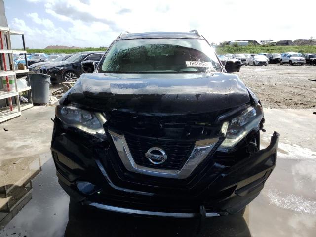  NISSAN ROGUE 2017 Czarny