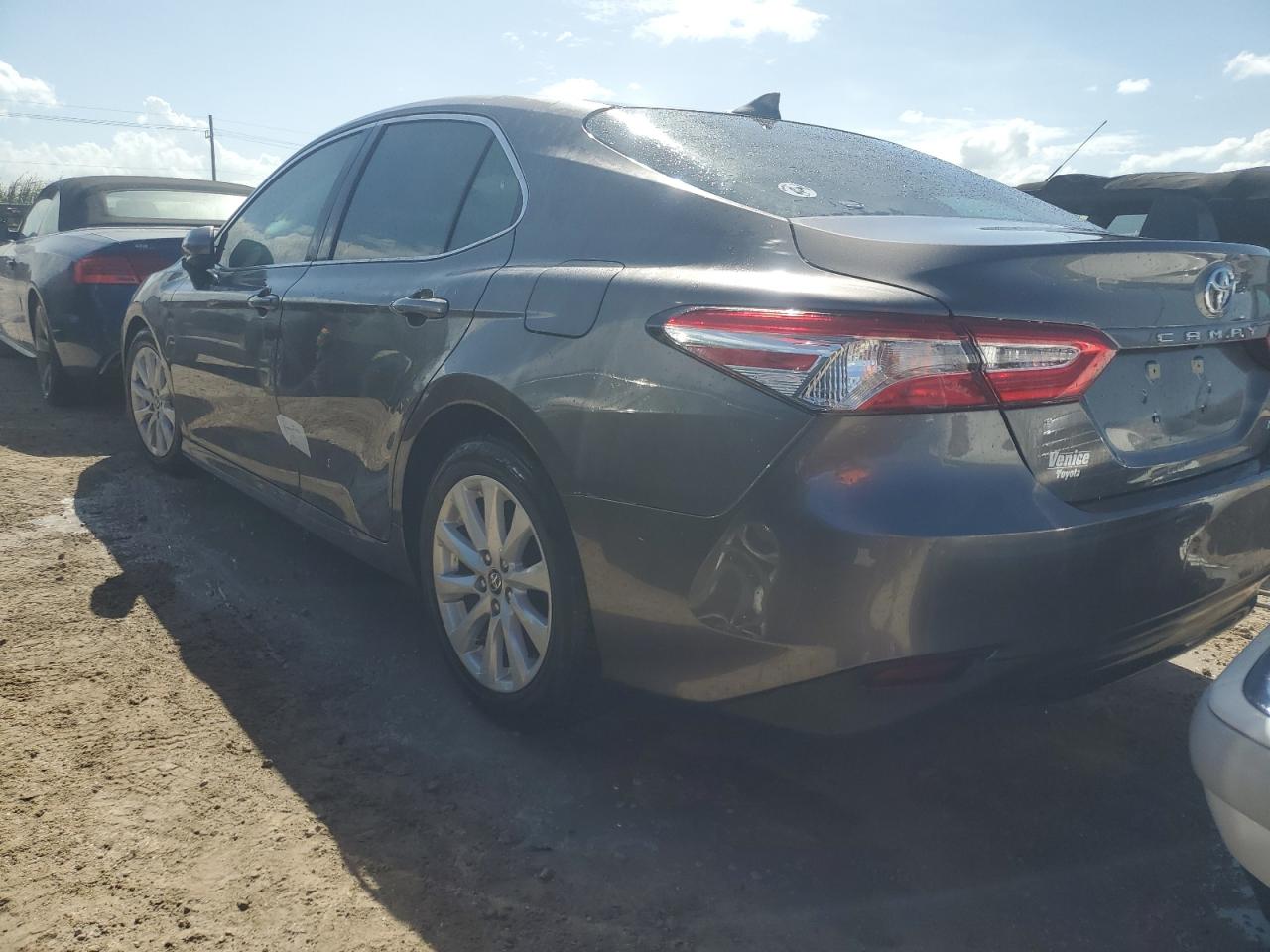 2020 Toyota Camry Le VIN: 4T1C11AK5LU998333 Lot: 74620494