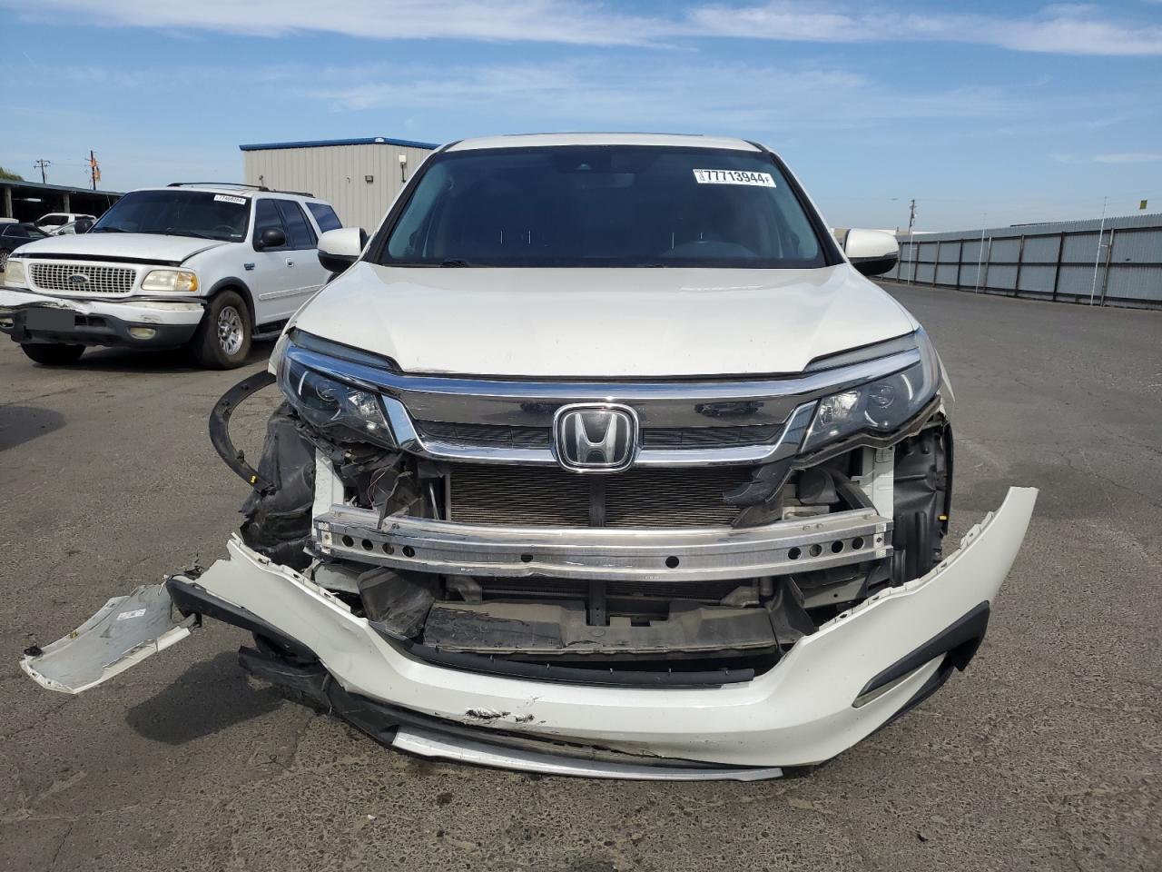 2019 Honda Pilot - Image 5