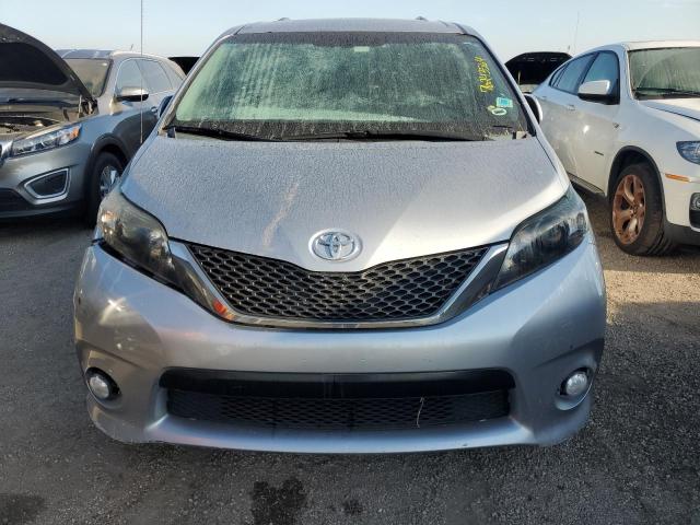  TOYOTA SIENNA 2013 Silver