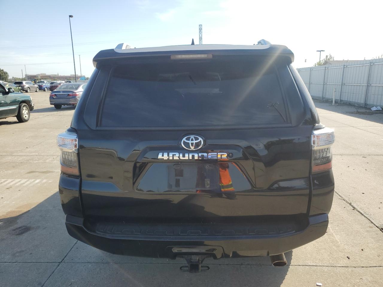 2015 Toyota 4Runner Sr5 VIN: JTEBU5JR8F5212465 Lot: 77125604