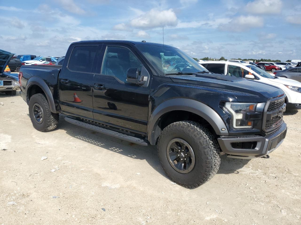 2017 Ford F-150 - Image 4
