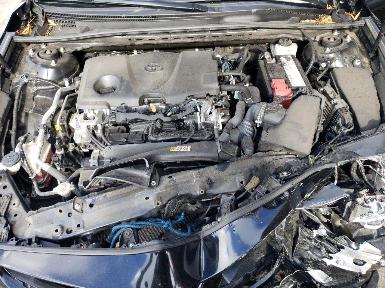 2020 Toyota Camry - Image 11