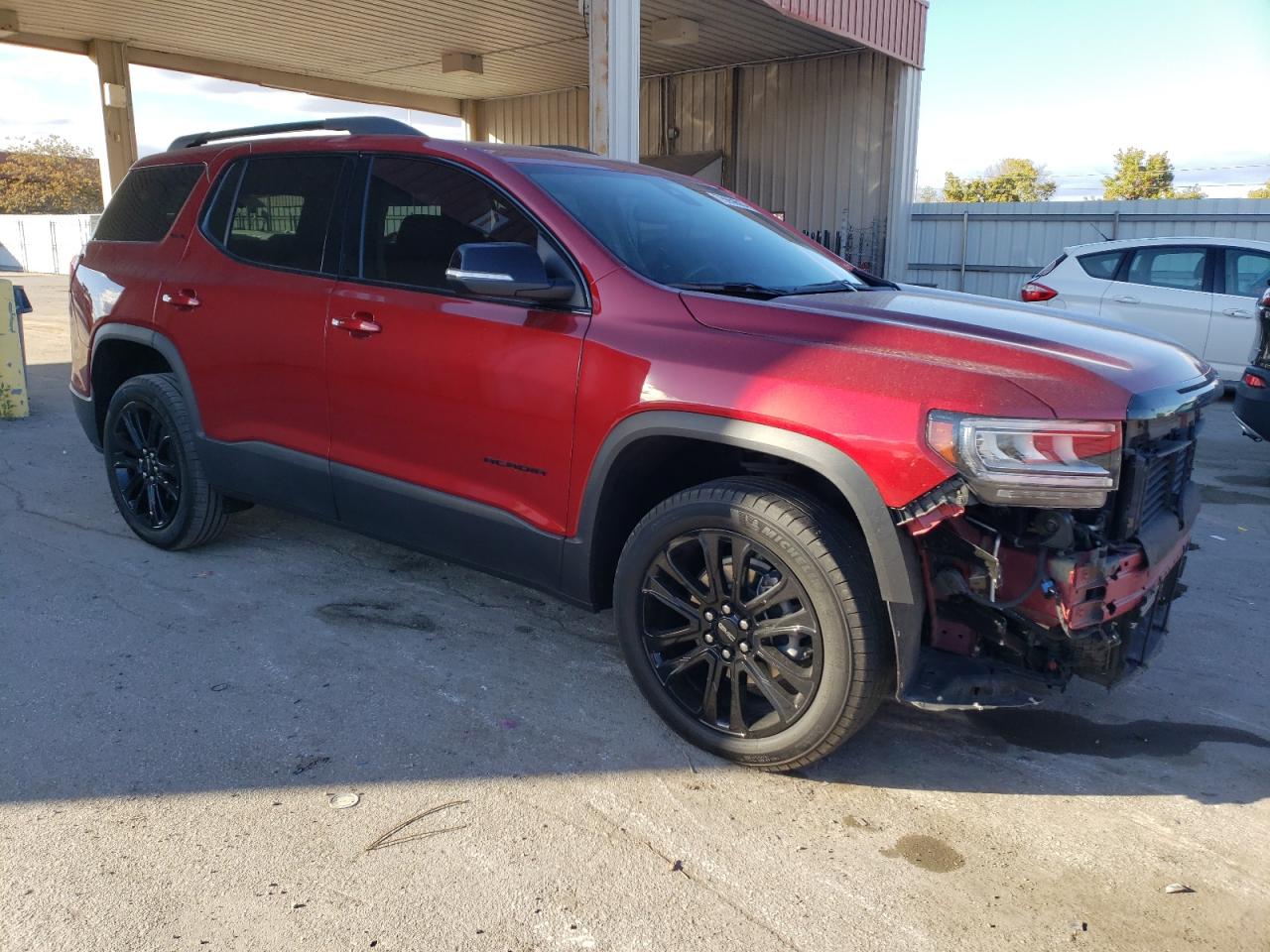 2022 GMC Acadia - Image 4