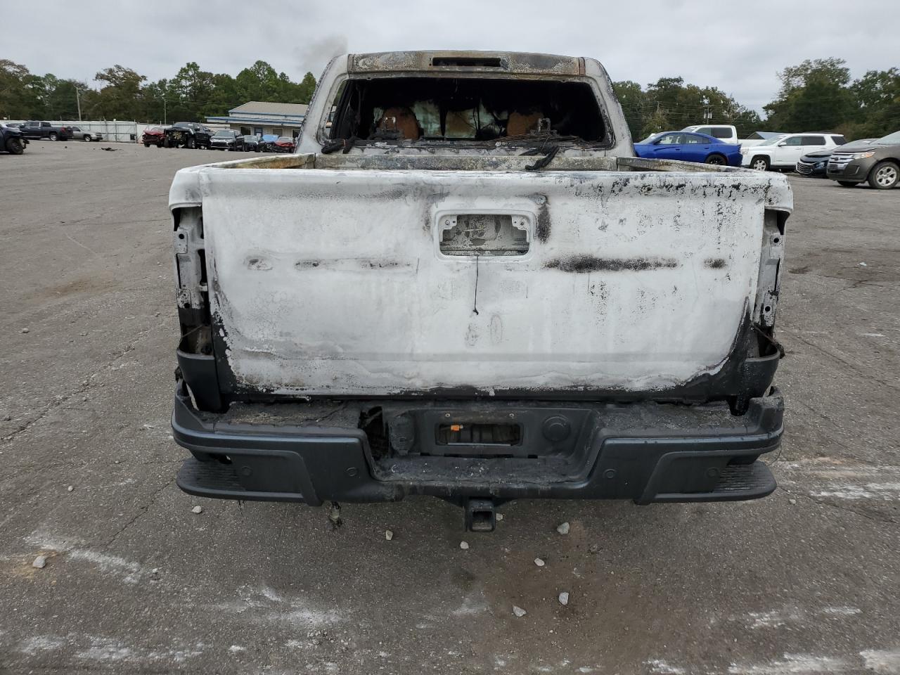 2019 Chevrolet Colorado - Image 6