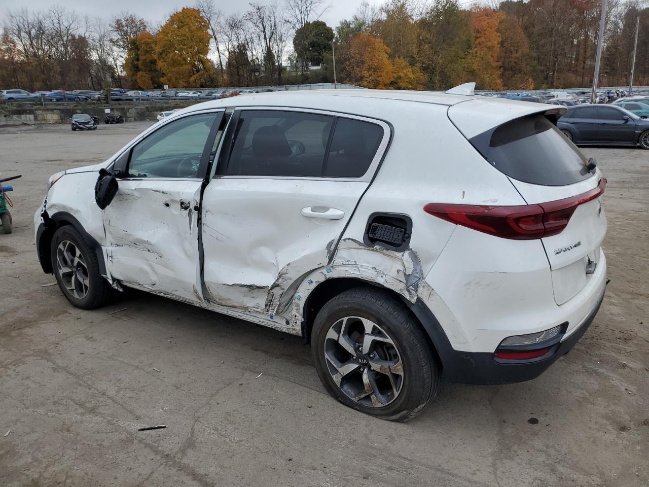 2022 Kia Sportage - Image 2