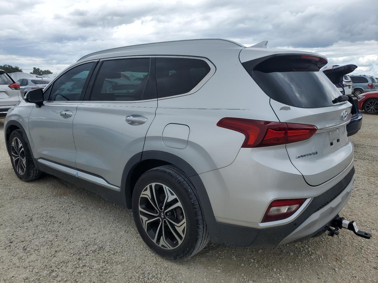 2019 Hyundai Santa Fe - Image 2