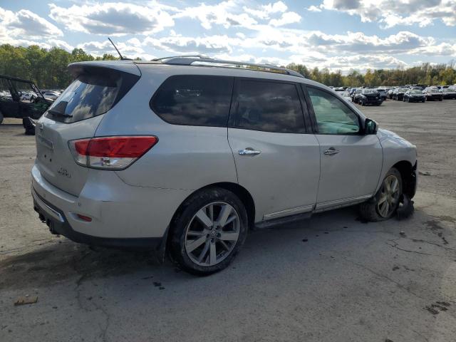  NISSAN PATHFINDER 2013 Srebrny