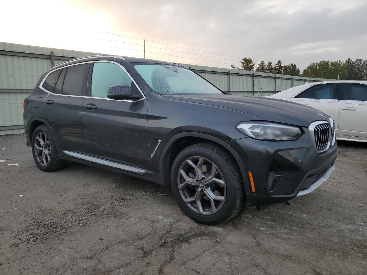 VIN WBX57DP05NN172715 2022 BMW X3 no.4