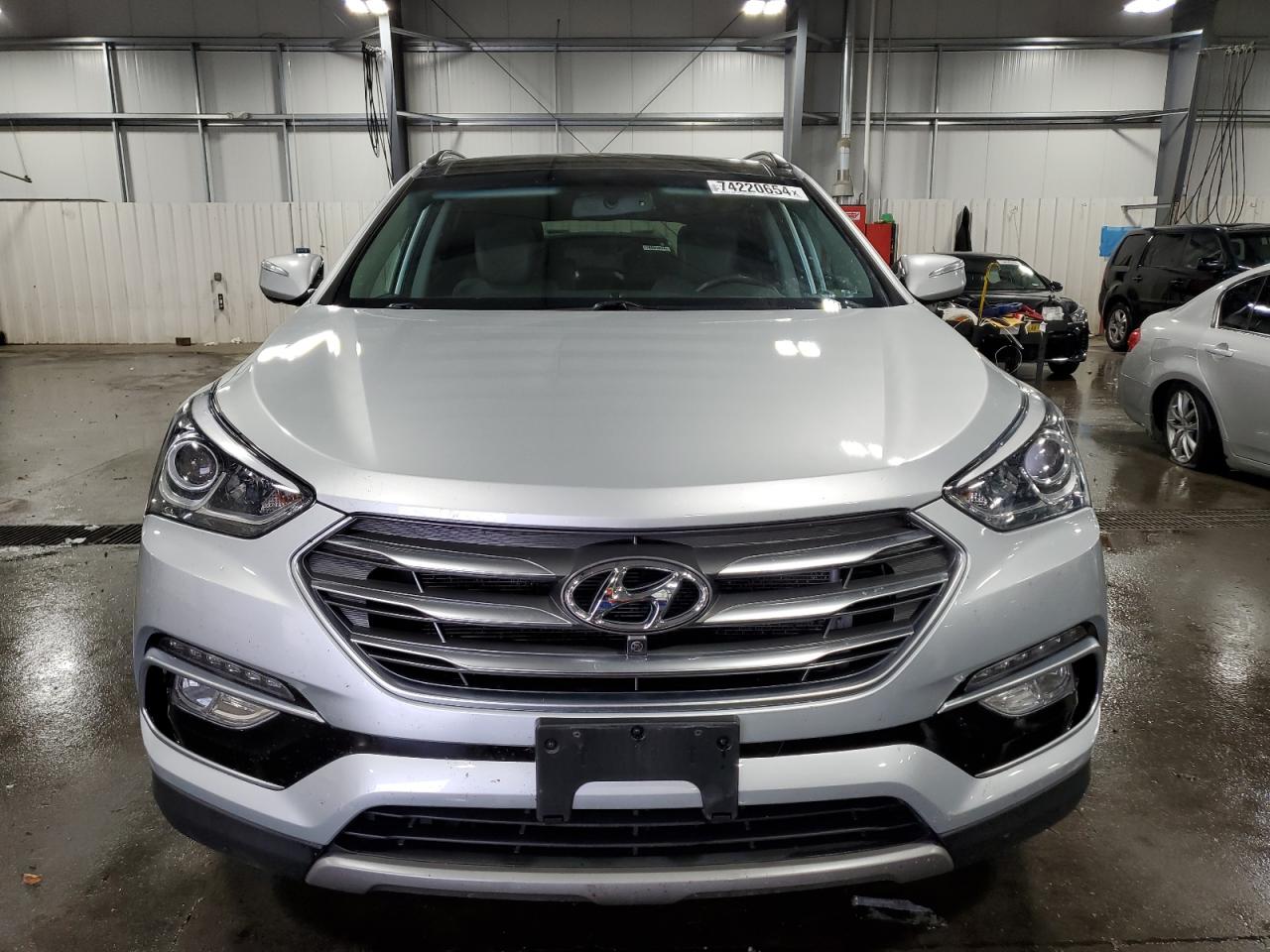 2017 Hyundai Santa Fe Sport VIN: 5XYZUDLB2HG491175 Lot: 74220654