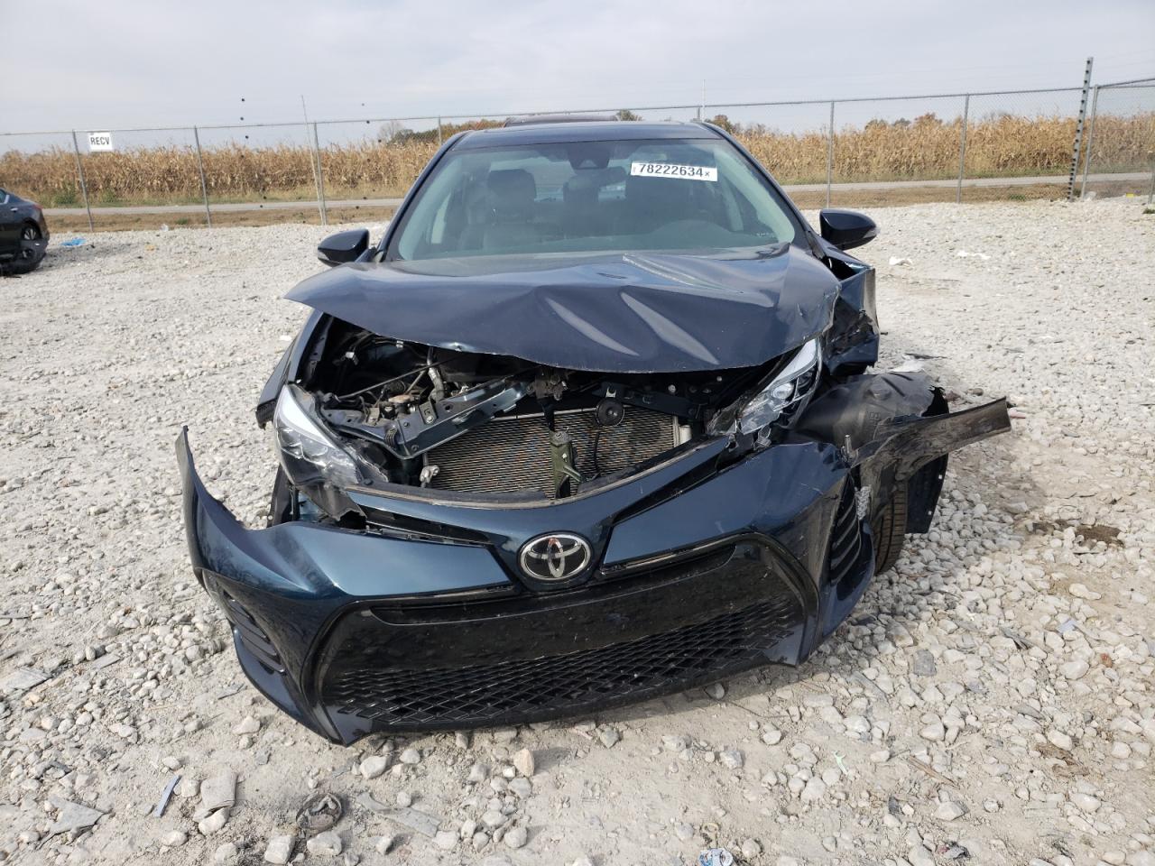 VIN 2T1BURHE2JC090390 2018 TOYOTA COROLLA no.5