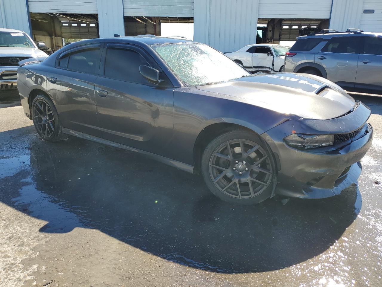 VIN 2C3CDXCT9HH650800 2017 DODGE CHARGER no.4