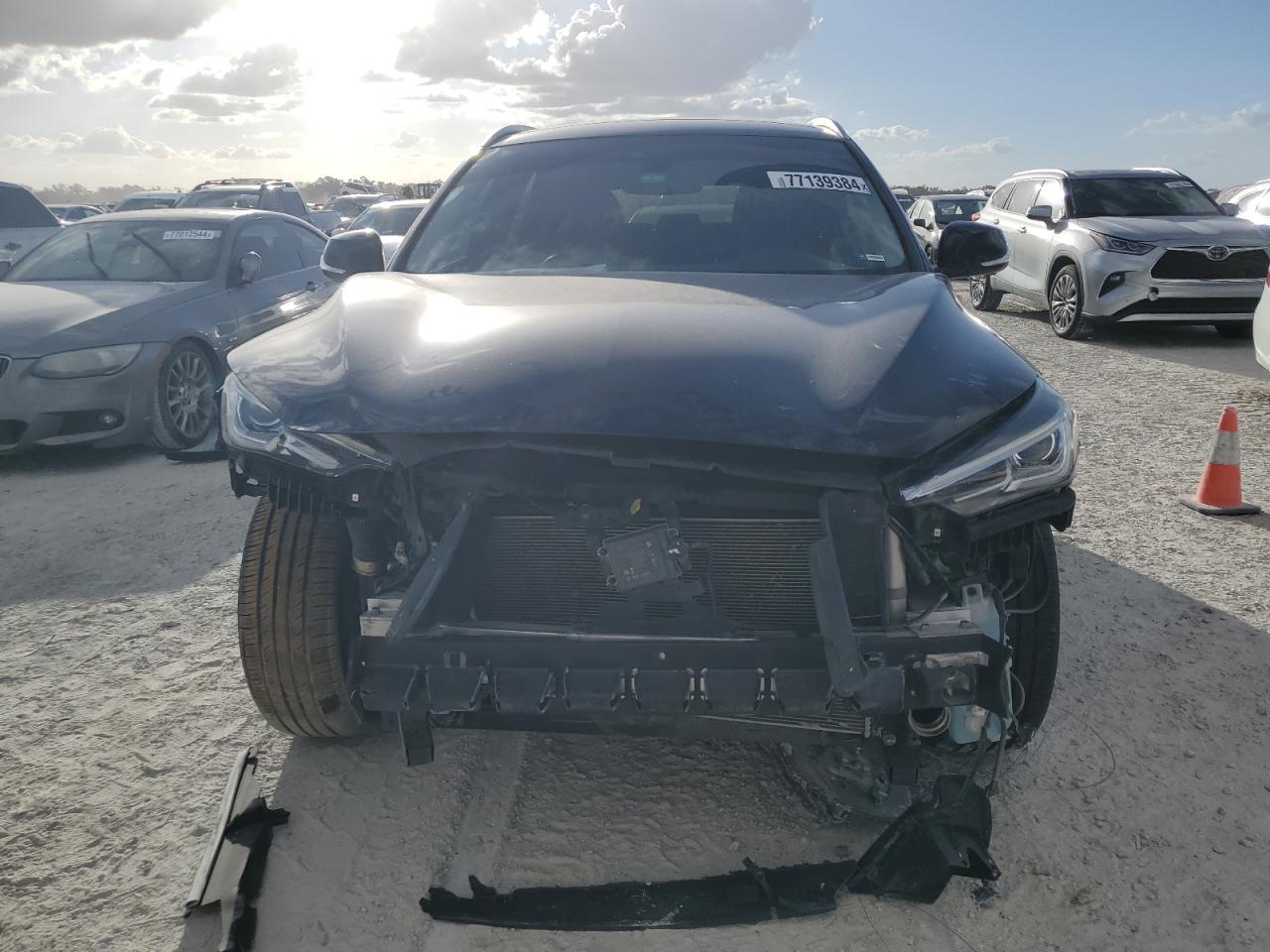 2019 Infiniti QX50 - Image 5