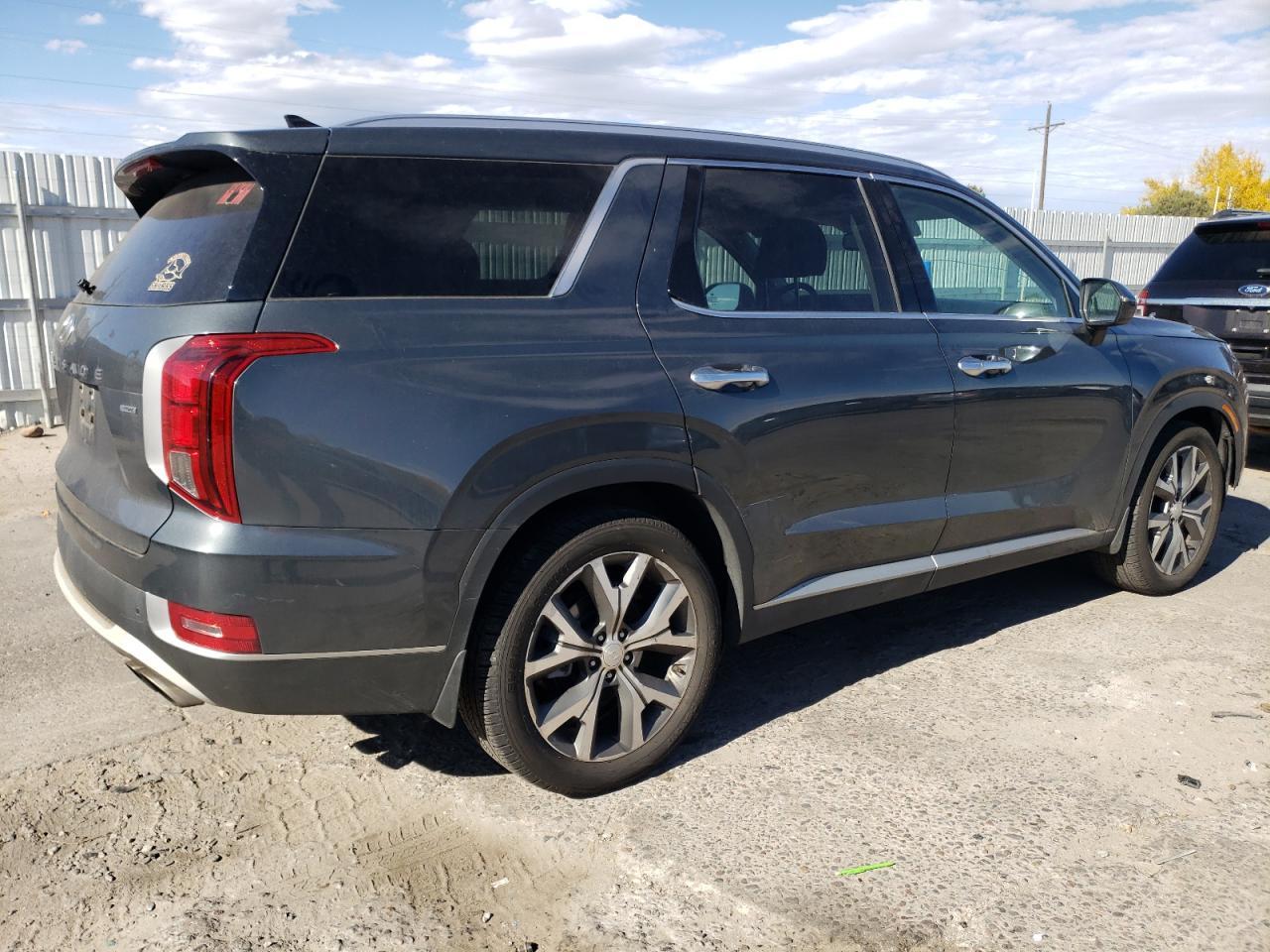 2022 Hyundai Palisade - Image 3
