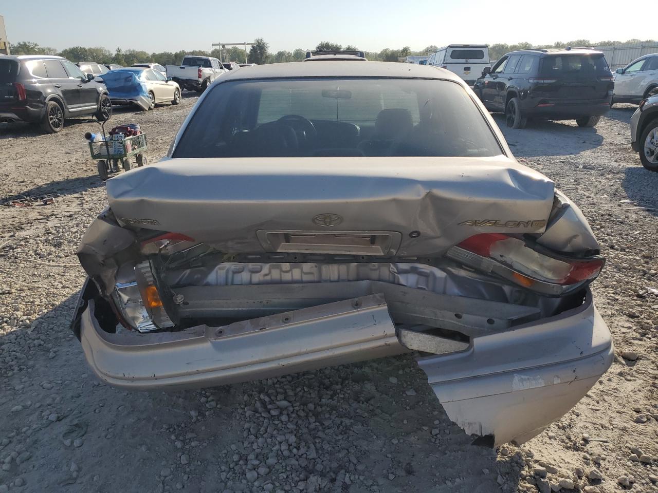 1997 Toyota Avalon Xl VIN: 4T1BF12B0VU205566 Lot: 73964244