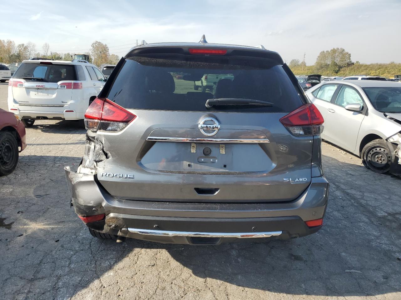 2019 Nissan Rogue - Image 6