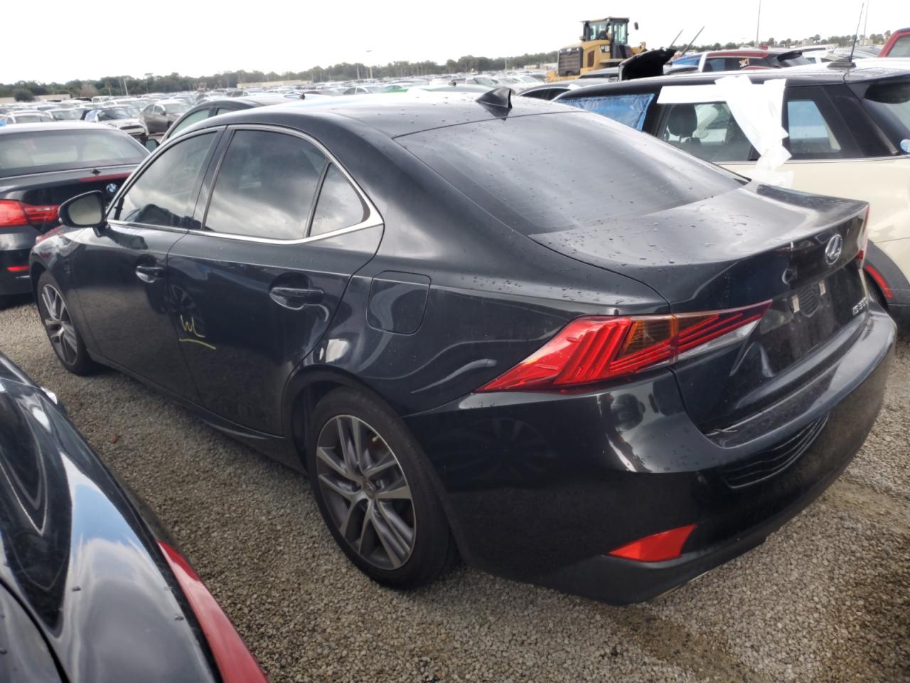 JTHBA1D2XK5097123 2019 LEXUS IS - Image 2