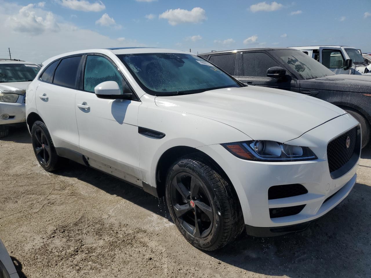 2020 Jaguar F-Pace - Image 4