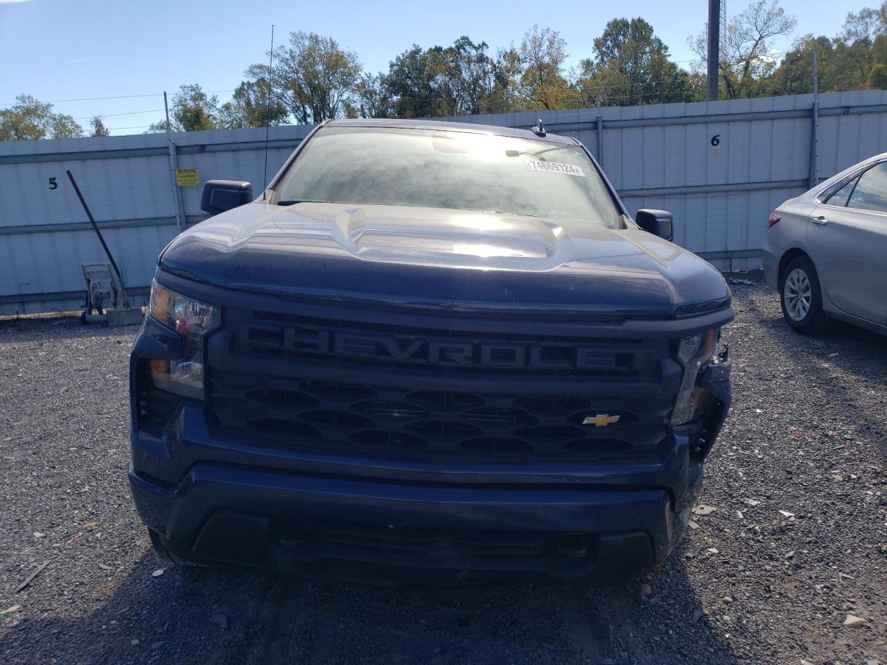 2022 Chevrolet Silverado - Image 5