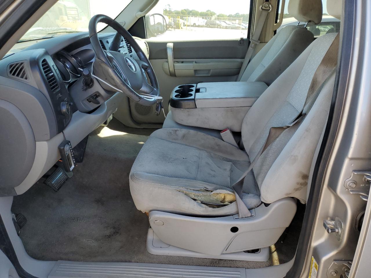 2007 GMC Sierra - Image 7