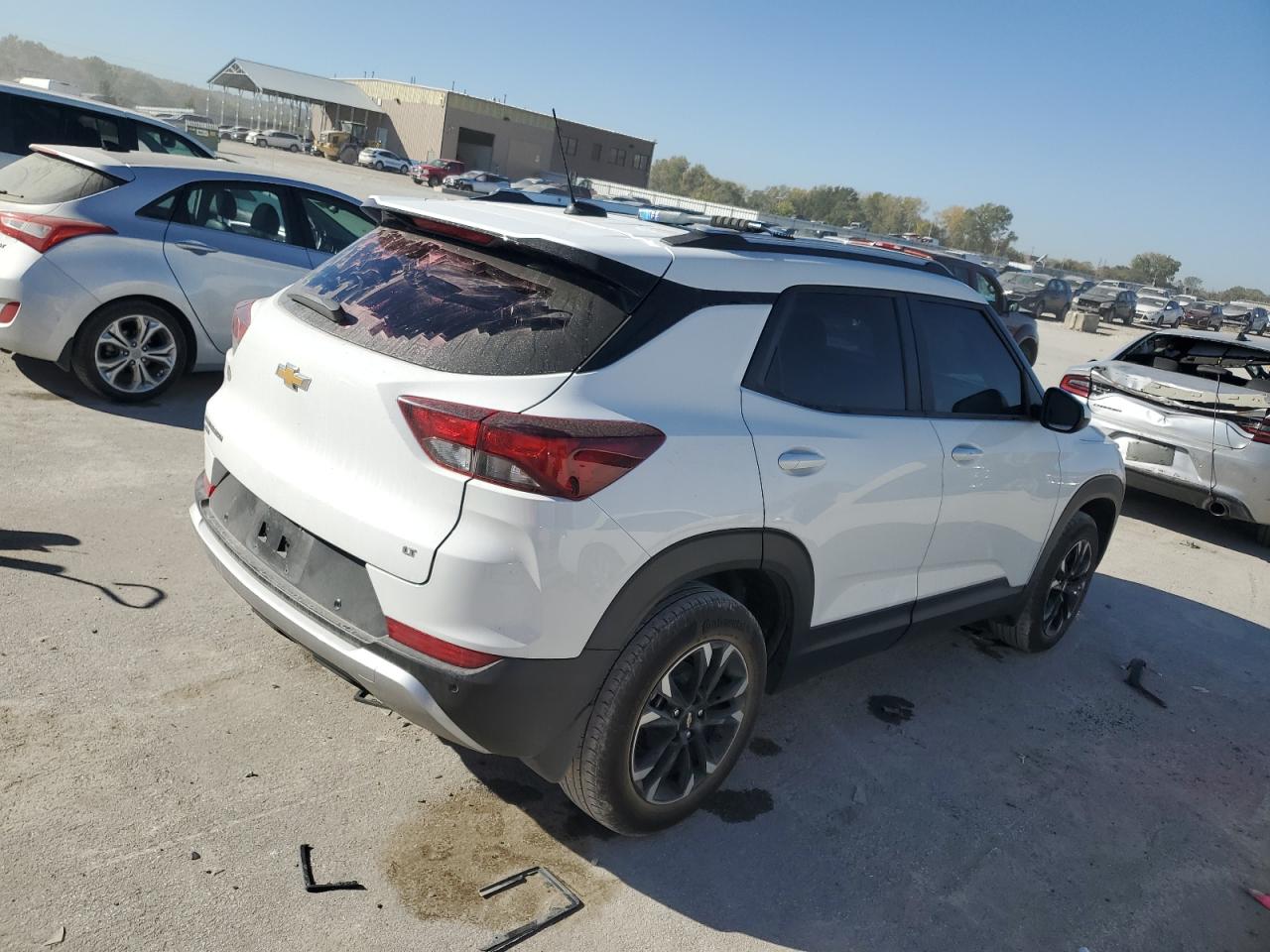 2021 Chevrolet TrailBlazer - Image 3