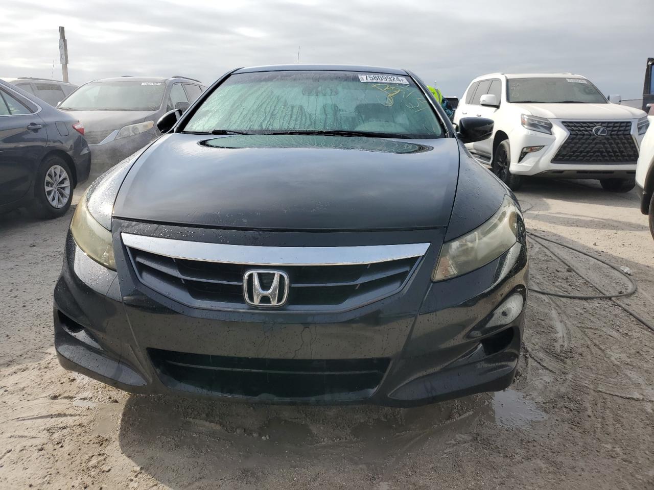 2012 Honda Accord - Image 5