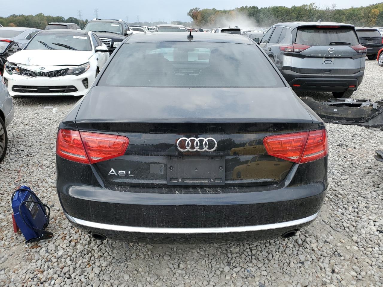 2013 Audi A8 L Quattro VIN: WAURGAFDXDN007725 Lot: 77438274