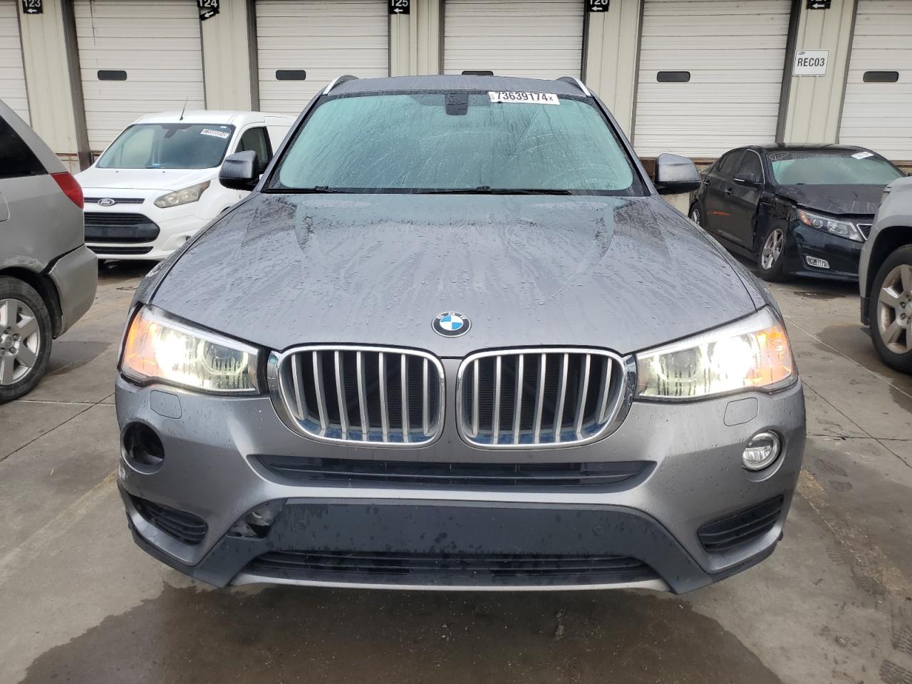 VIN 5UXWZ7C36H0X39687 2017 BMW X3 no.5