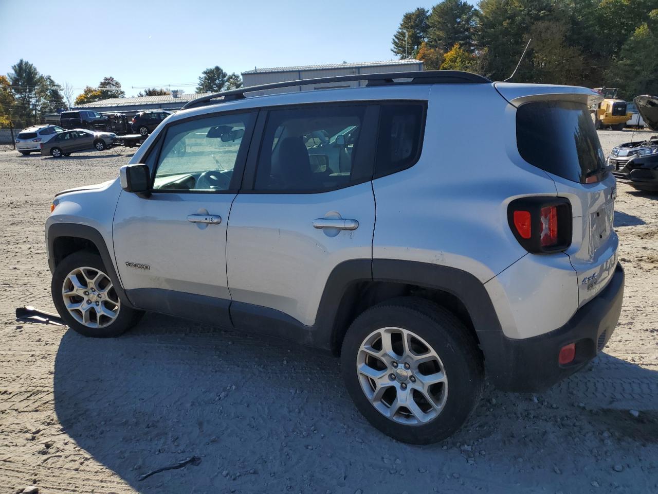 VIN ZACCJBBT0FPB65779 2015 JEEP RENEGADE no.2