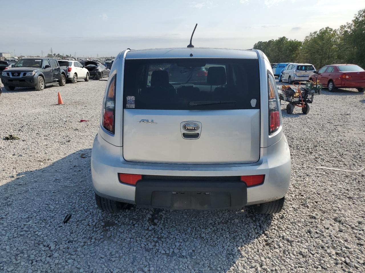 2010 Kia Soul + VIN: KNDJT2A23A7161944 Lot: 75954204