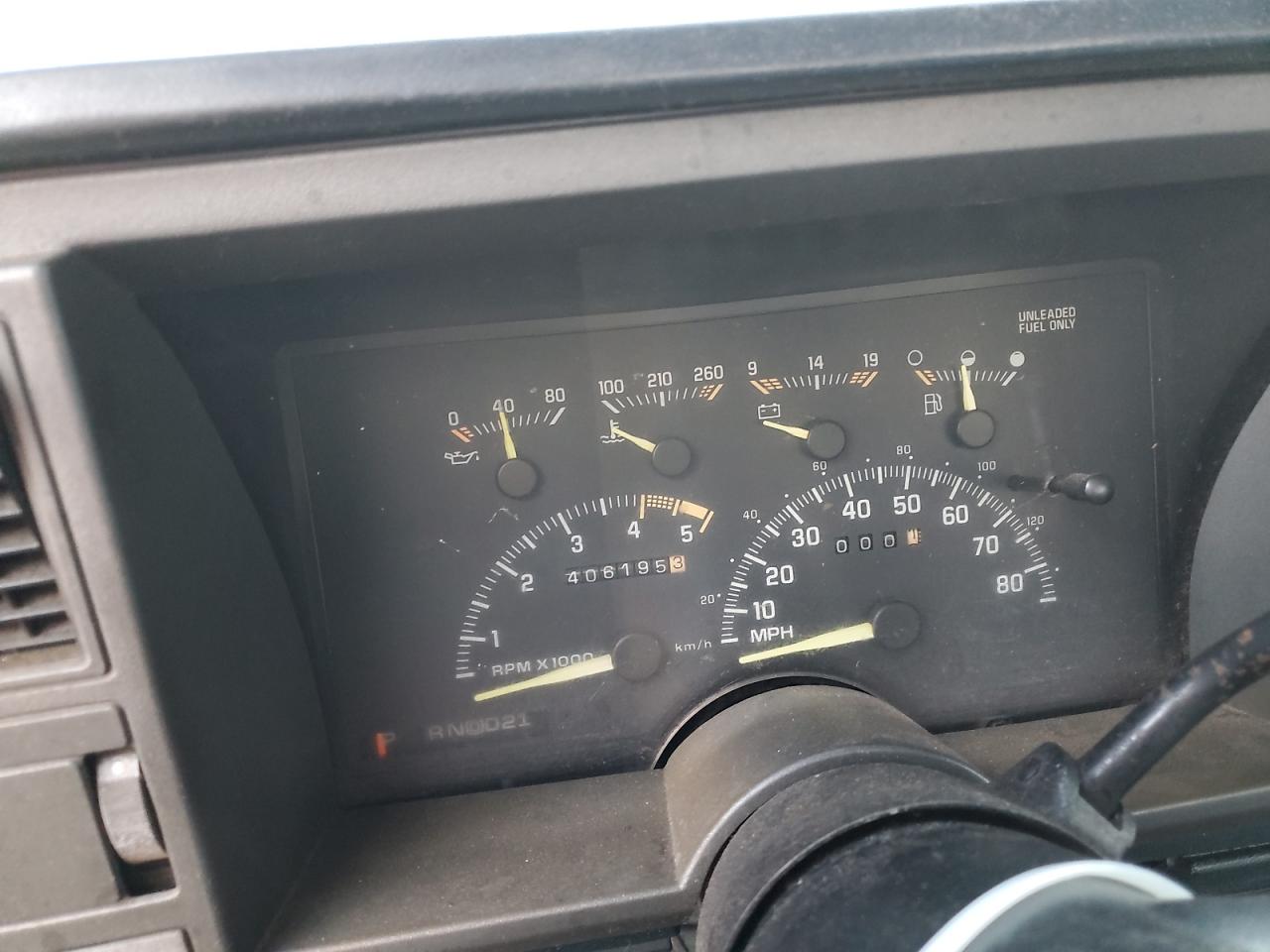 1994 GMC Sierra - Image 9