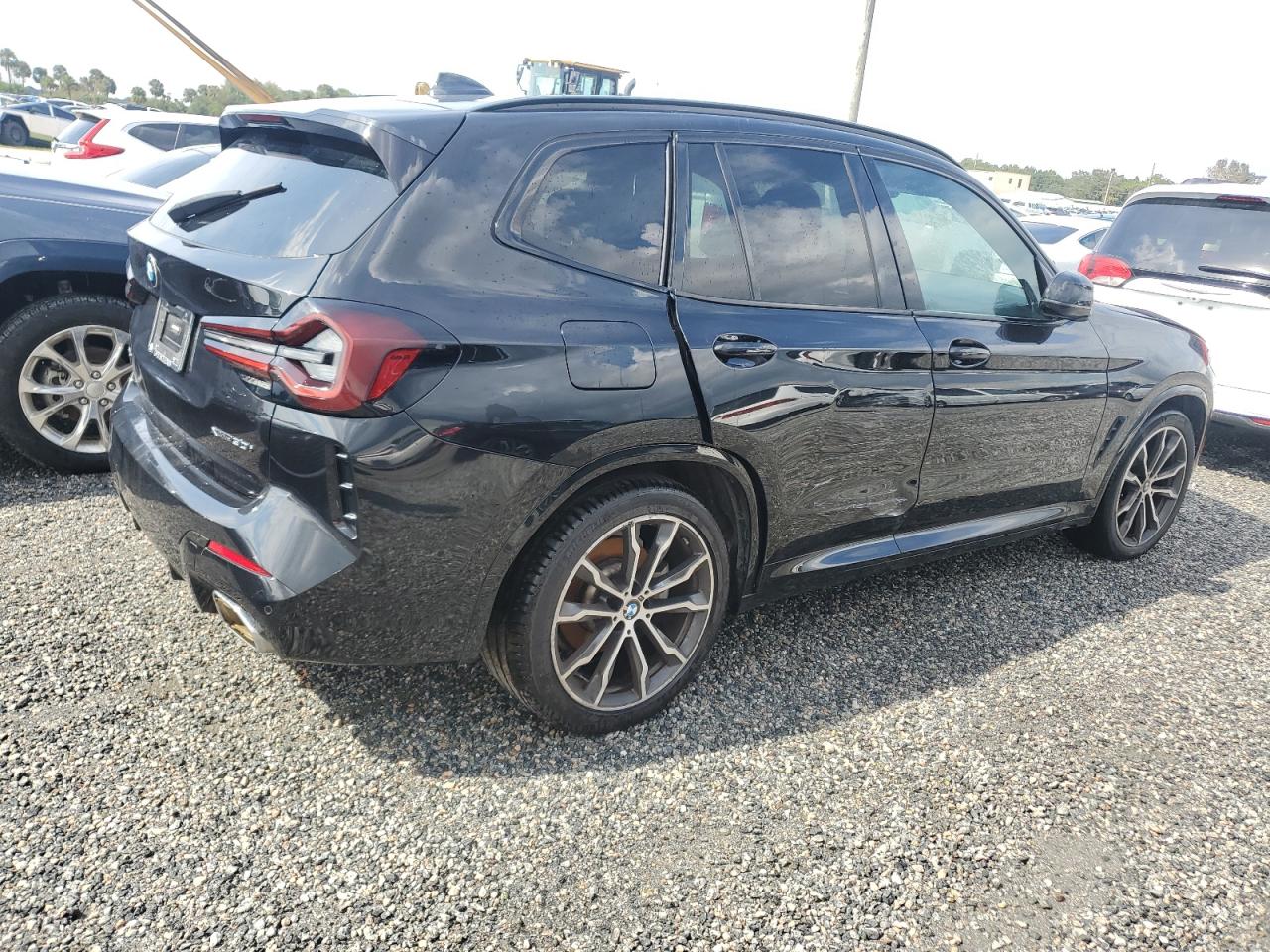 2022 BMW X3 - Image 3