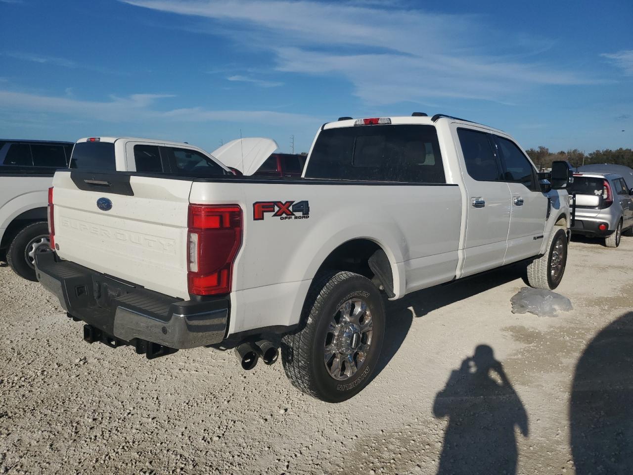 2021 Ford F350 - Image 3