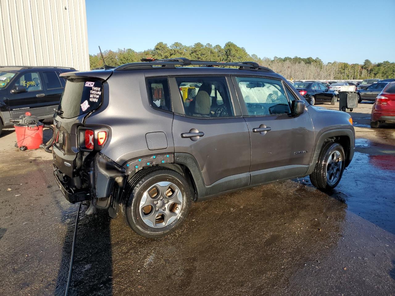 2018 Jeep Renegade - Image 3