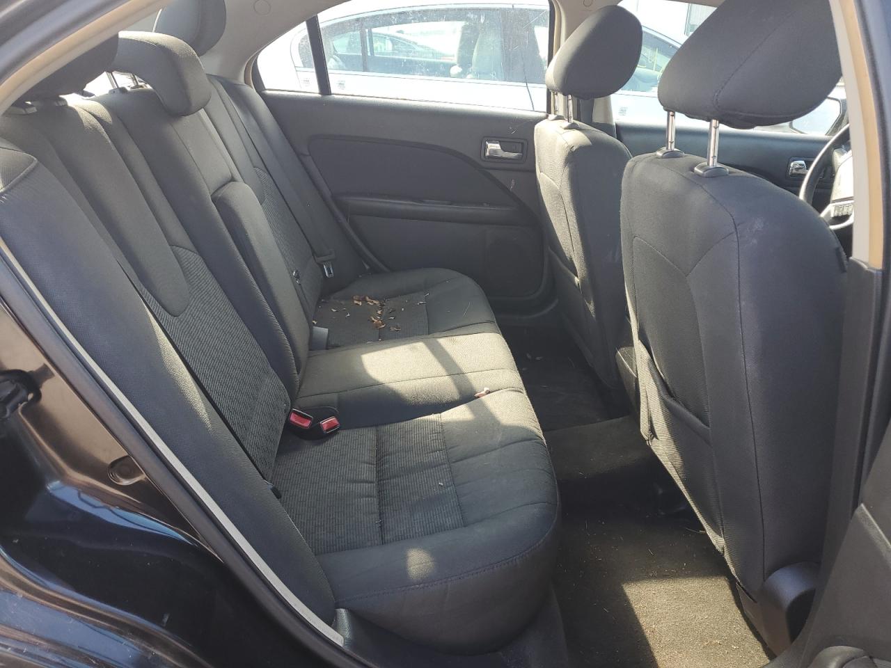 2011 Ford Fusion Se VIN: 3FAHP0HA0BR232084 Lot: 74806984