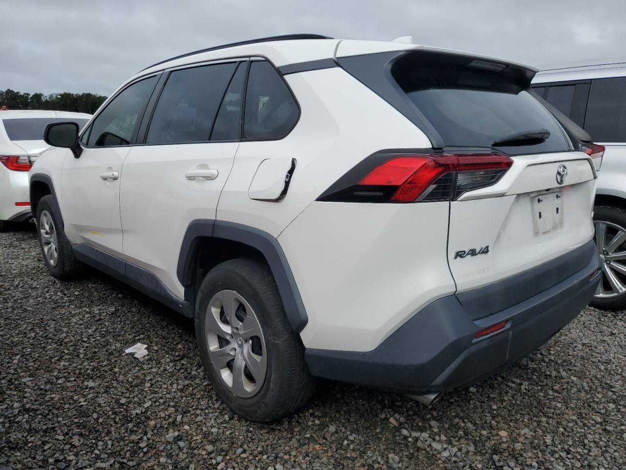 2T3H1RFV3KW034990 2019 TOYOTA RAV 4 - Image 2