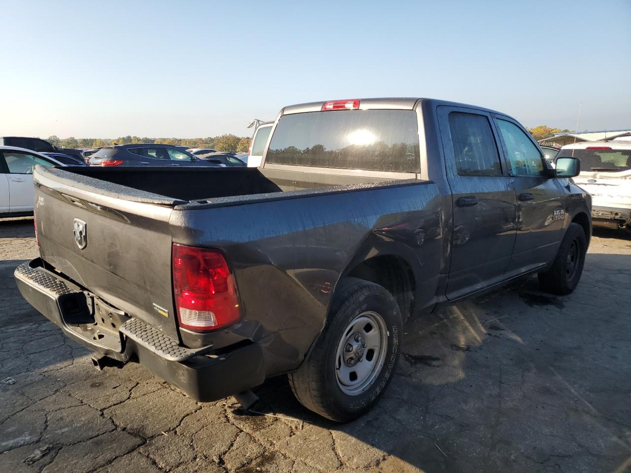 2014 RAM 1500 - Image 3
