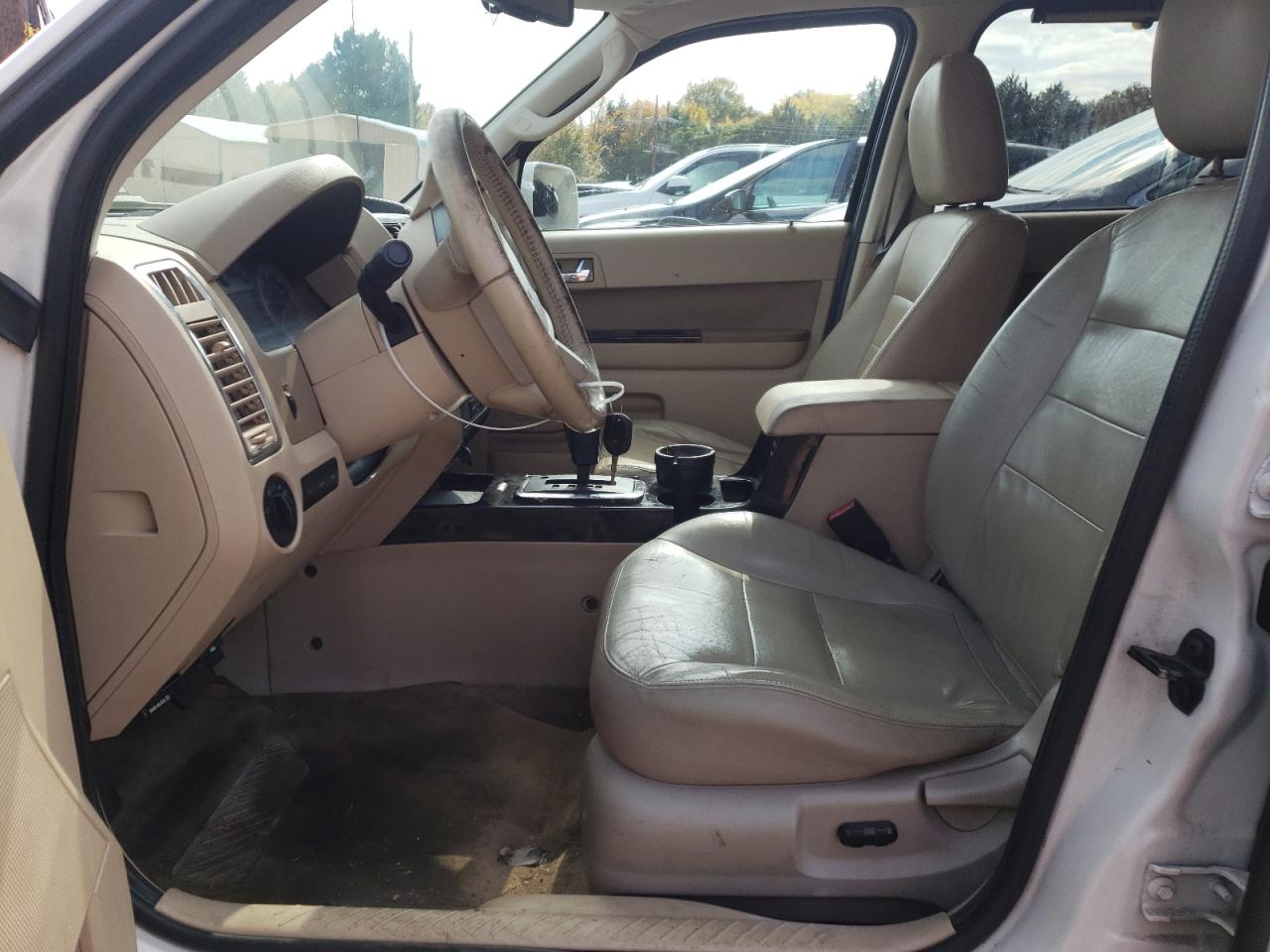 2009 Ford Escape - Image 7