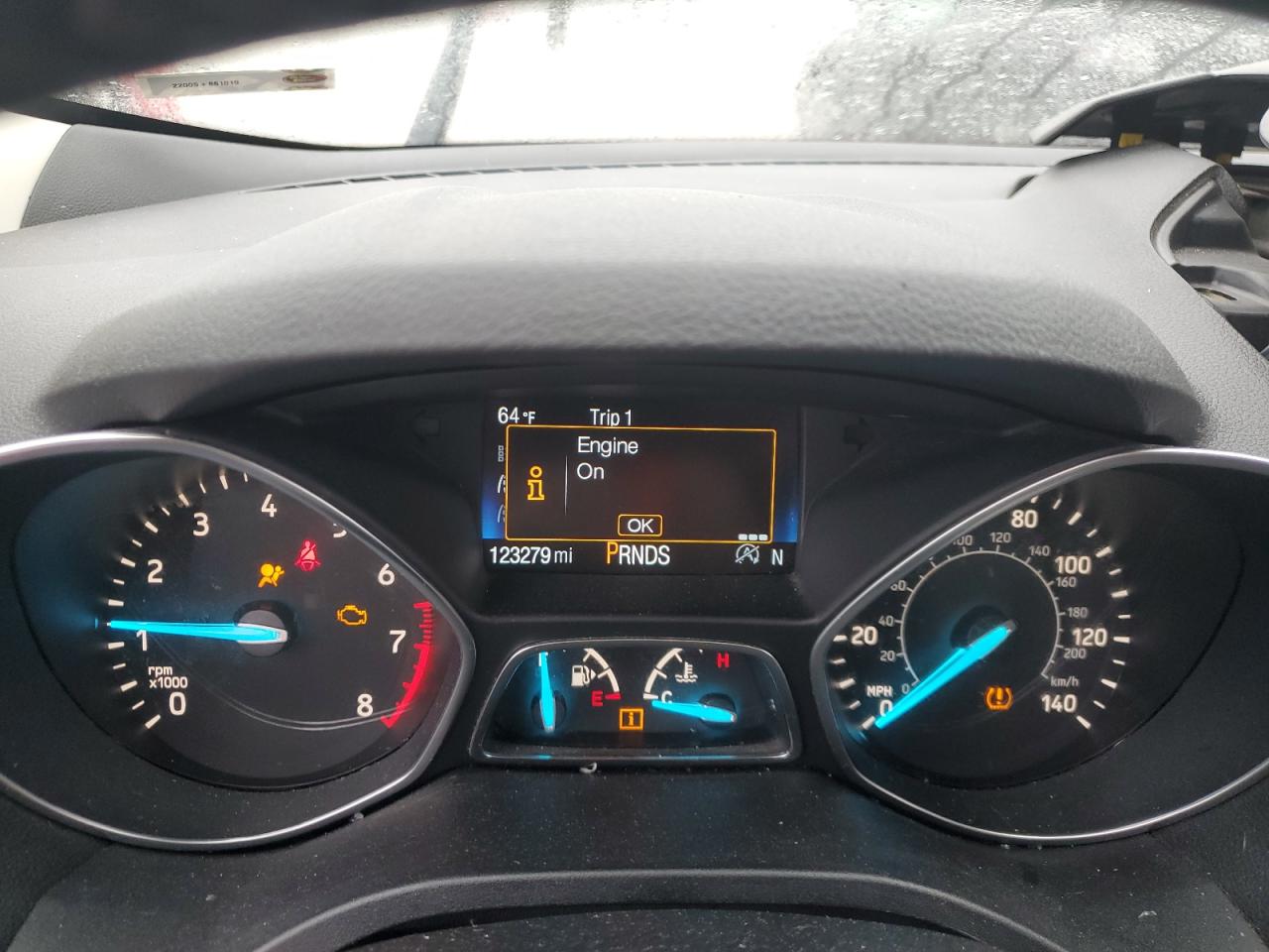 1FMCU0GD8HUD57100 2017 Ford Escape Se