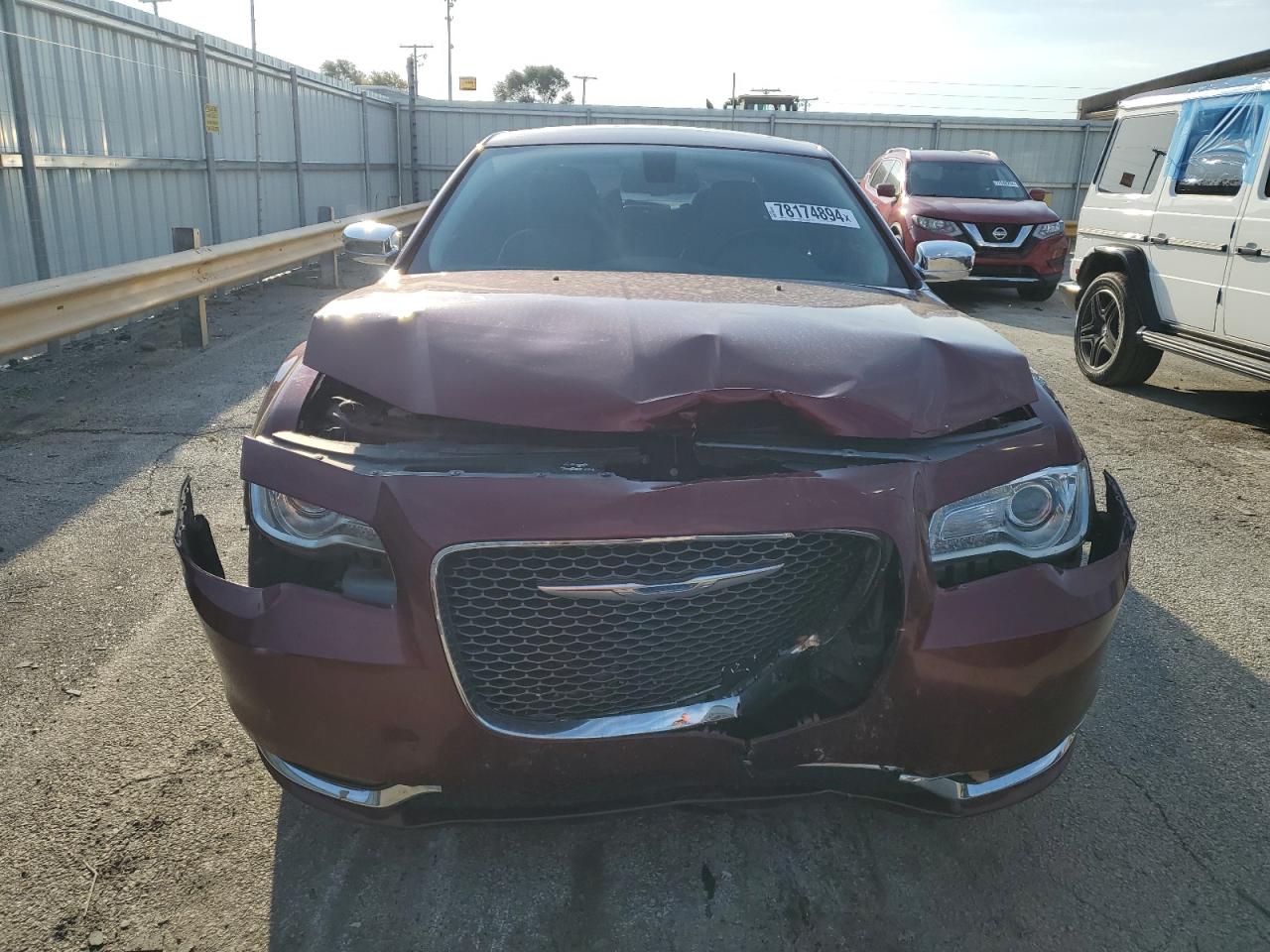 2016 Chrysler 300 - Image 5