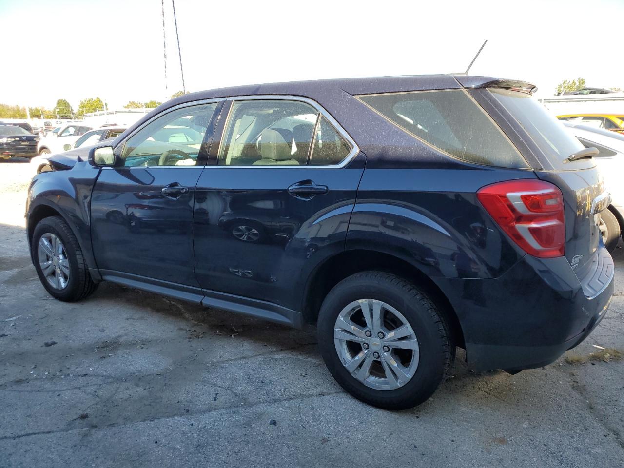 2016 Chevrolet Equinox - Image 2