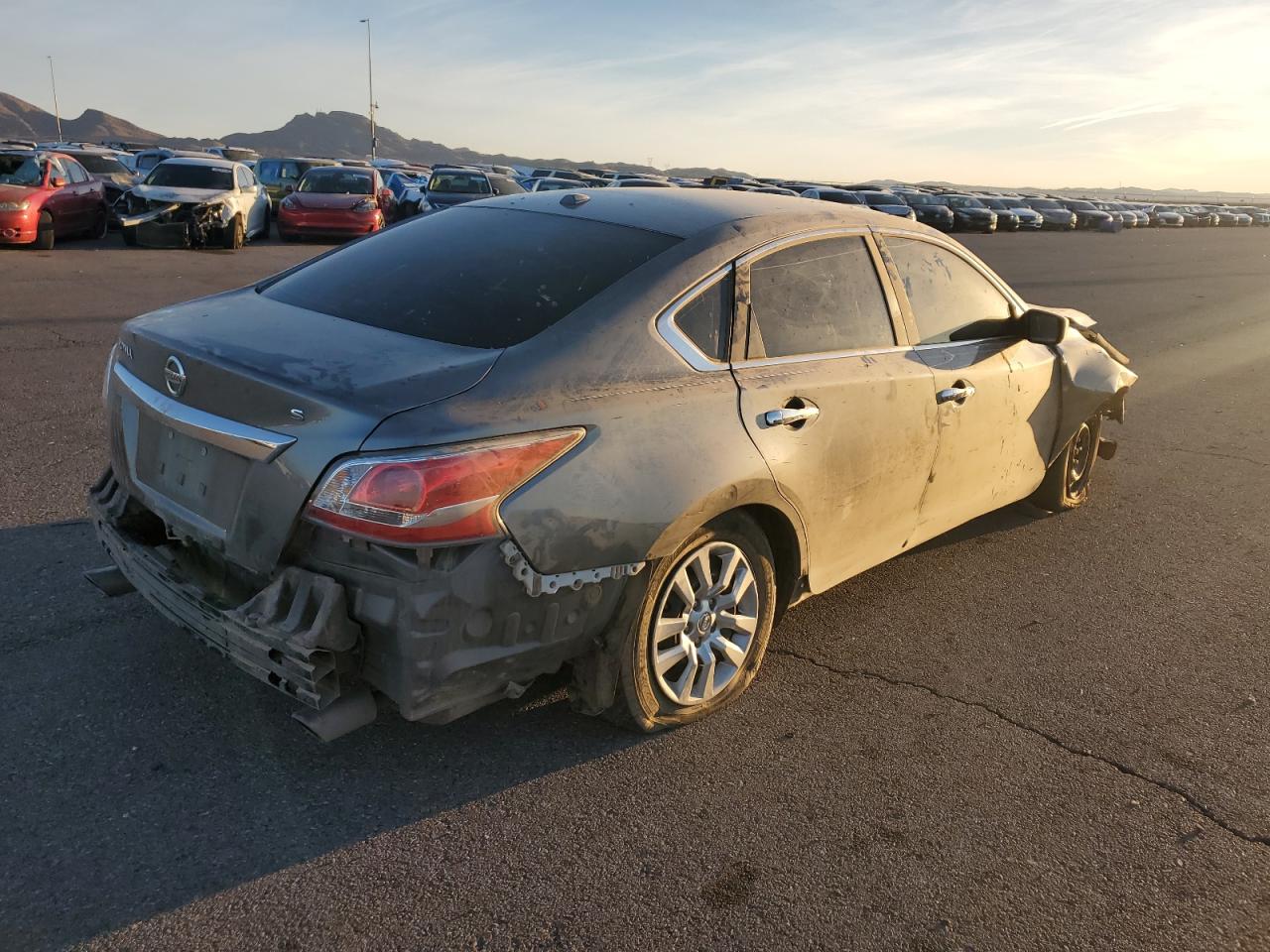 2015 Nissan Altima - Image 3