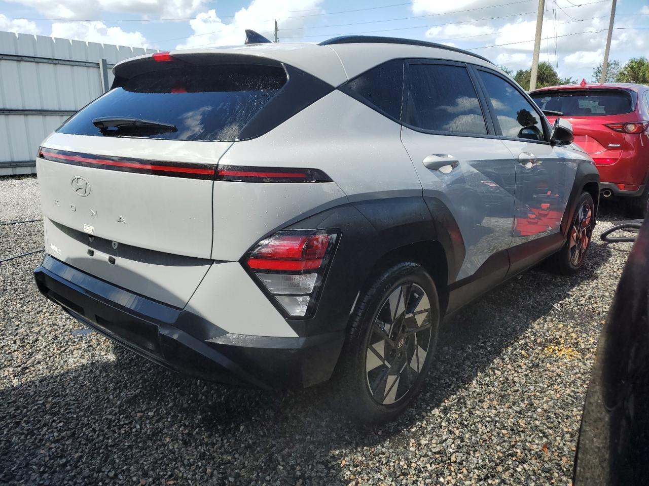 2024 Hyundai Kona - Image 3