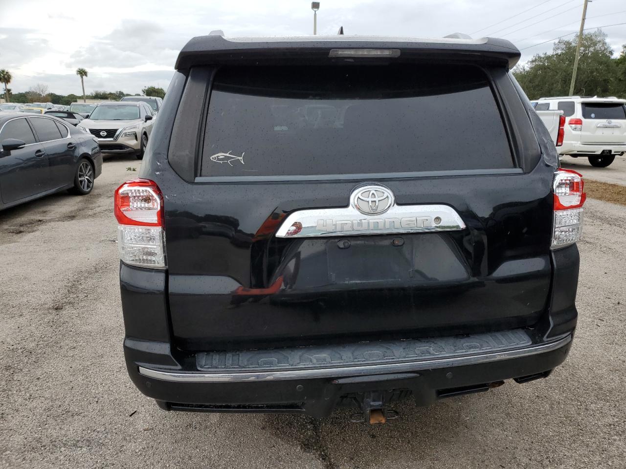 JTEZU5JR3D5051843 2013 Toyota 4Runner Sr5