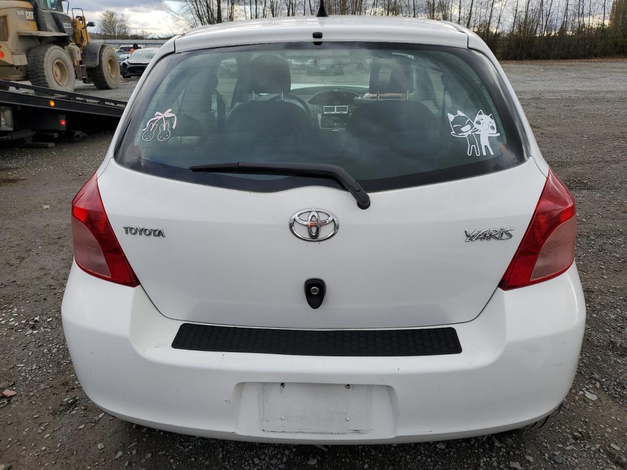 2008 Toyota Yaris VIN: JTDJT923185180689 Lot: 78449264