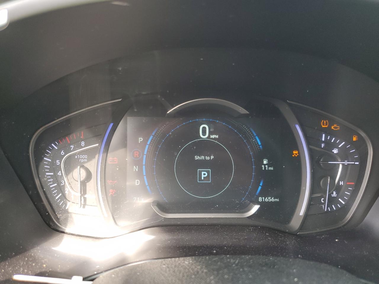 2020 Hyundai Santa Fe - Image 9