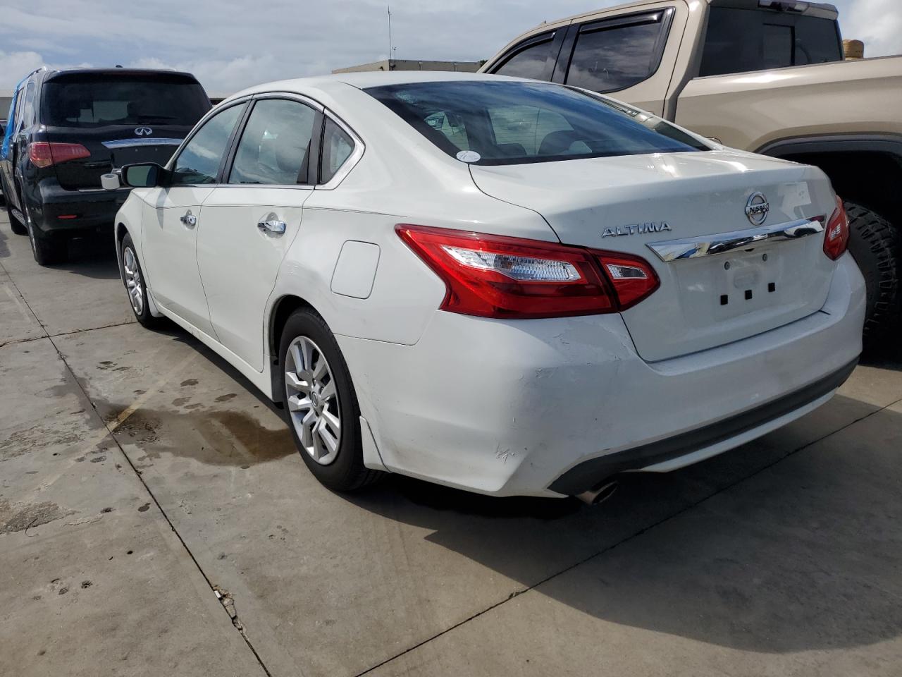 1N4AL3AP4GC213539 2016 NISSAN ALTIMA - Image 2