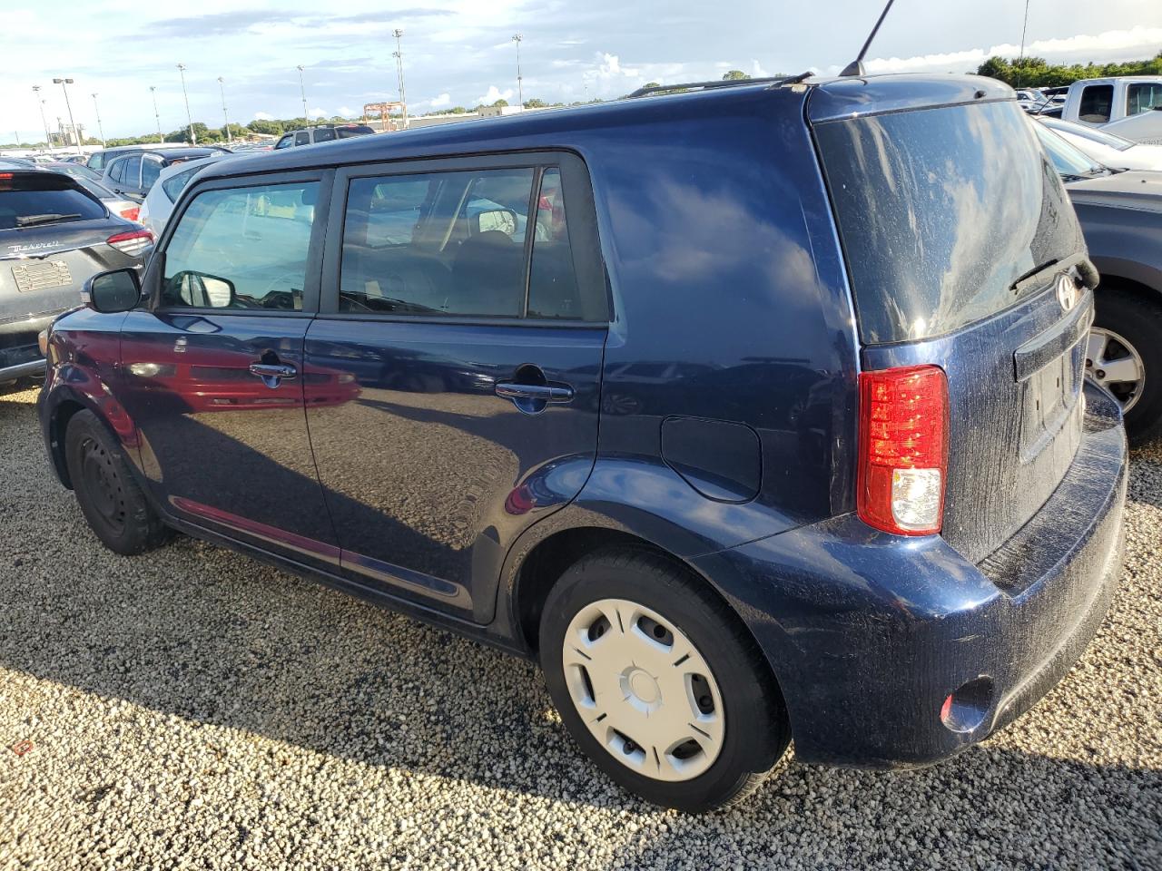 2014 Toyota xB - Image 2